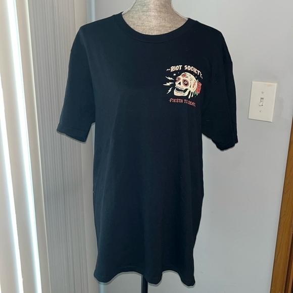 Fiesta Til Death Skull Mens T-Shirt size Large.  Excellent Condition. - Picture 1 of 7